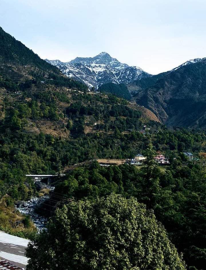 River View - Hotel The Crown Dharamshala